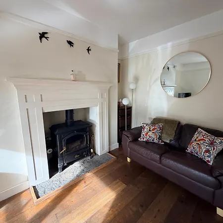 Holiday home Town House With Free Parking *