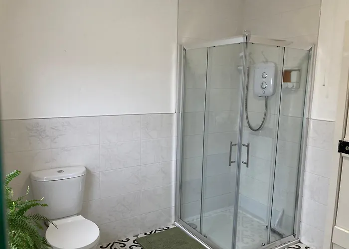 Town House With Free Parking